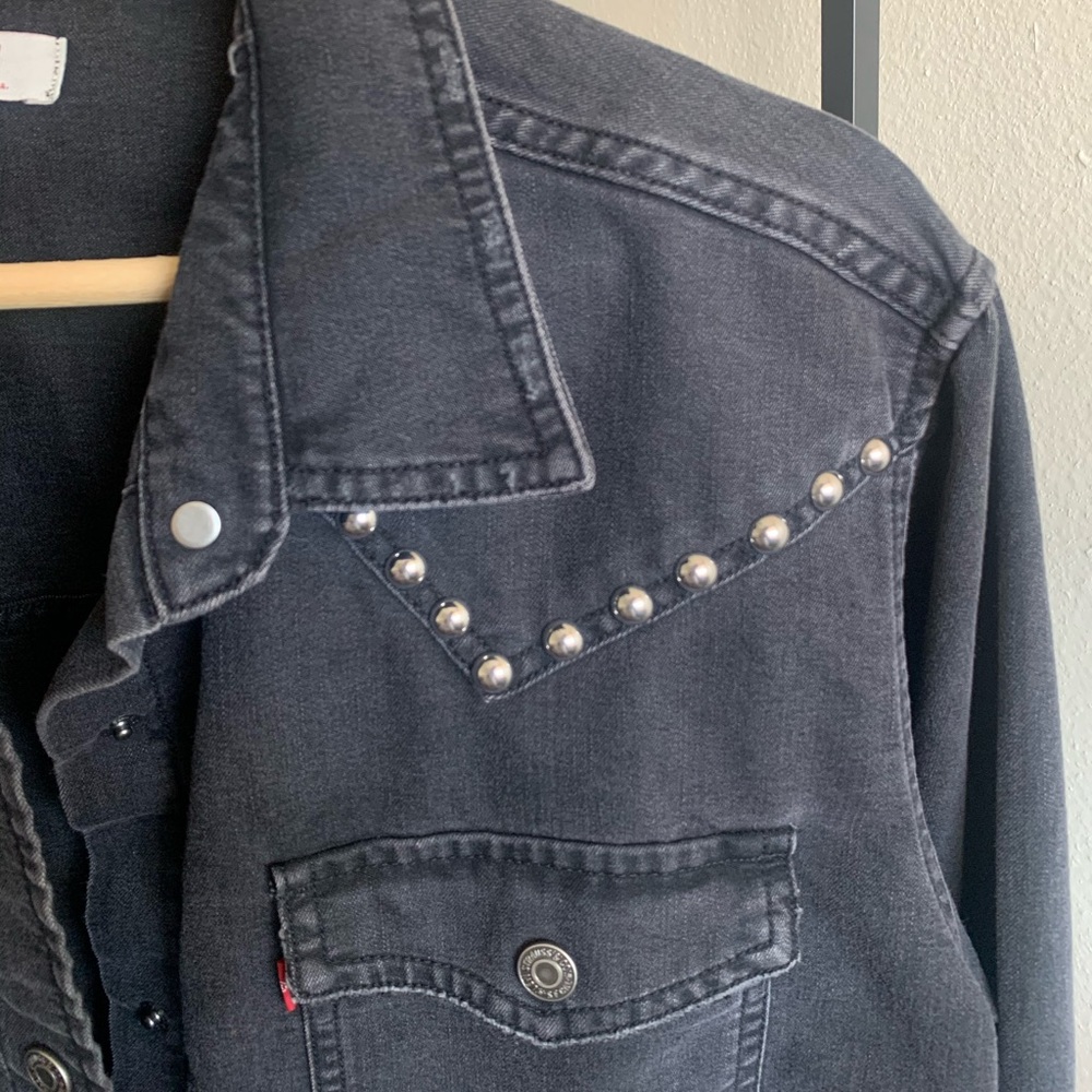 Levi’s jacket - Picture 2 of 4